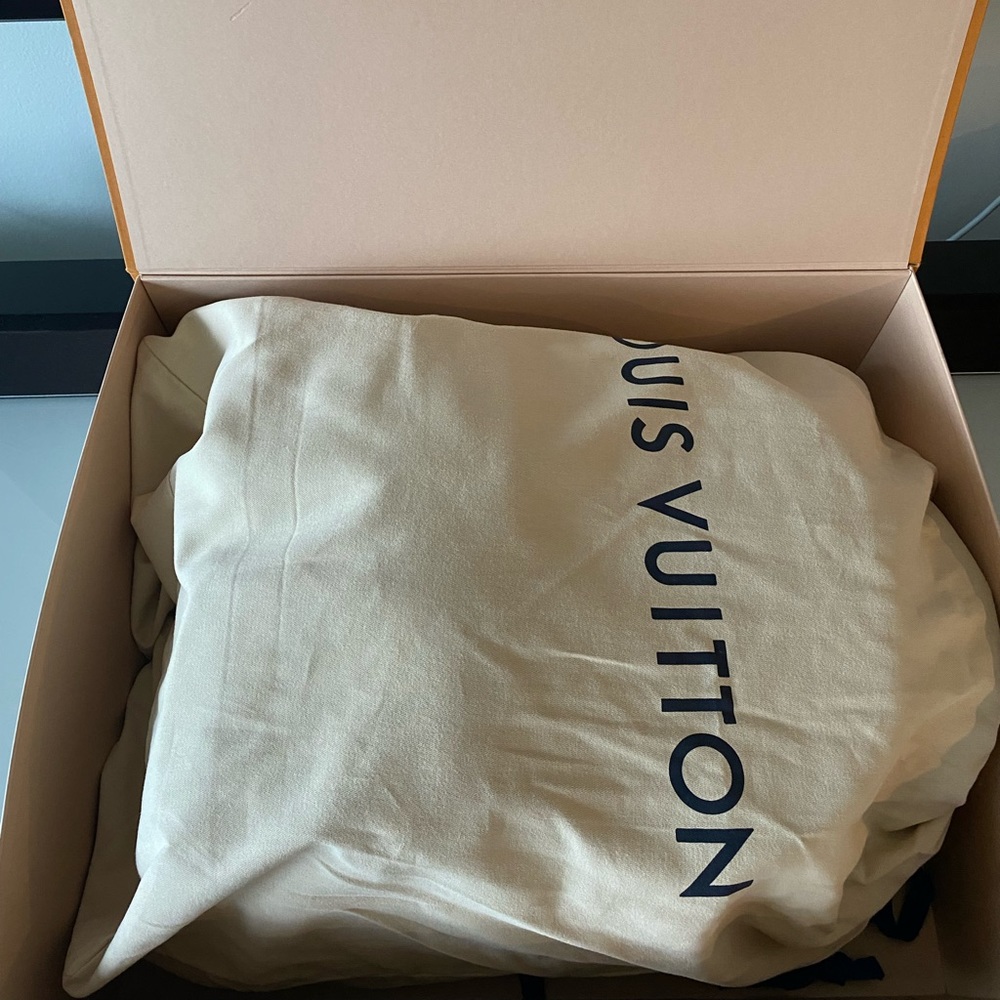 RARE NWT💙Louis Vuitton limited edition Virgil Abloh Clouds multipocket backpack - Picture 14 of 16